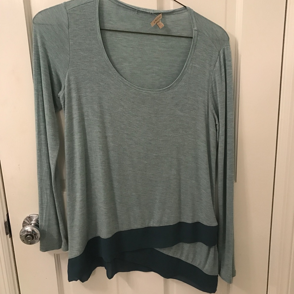 Soft green tee💚💚